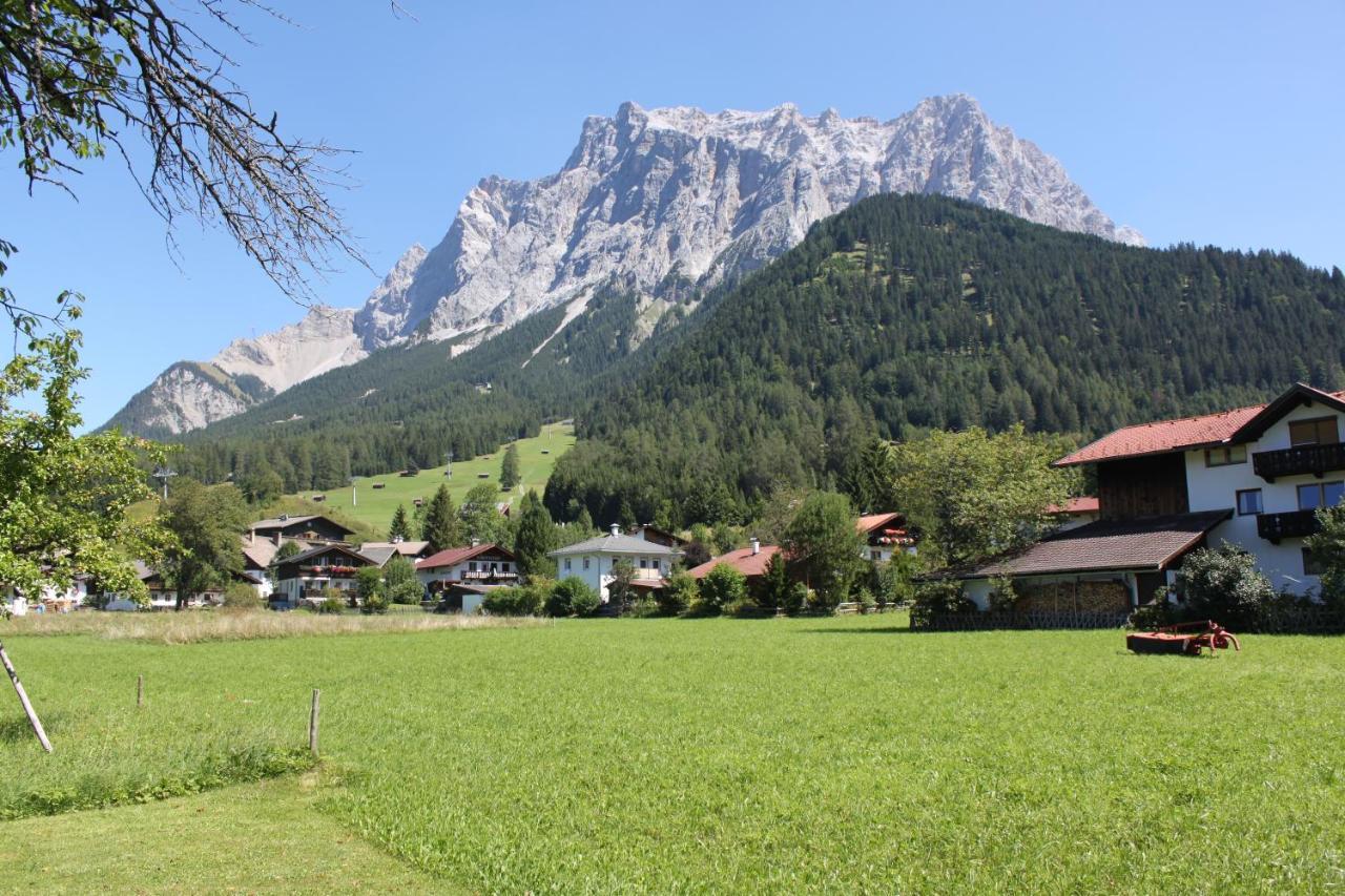 Apartamento Haus Alpenblume Ehrwald Exterior foto
