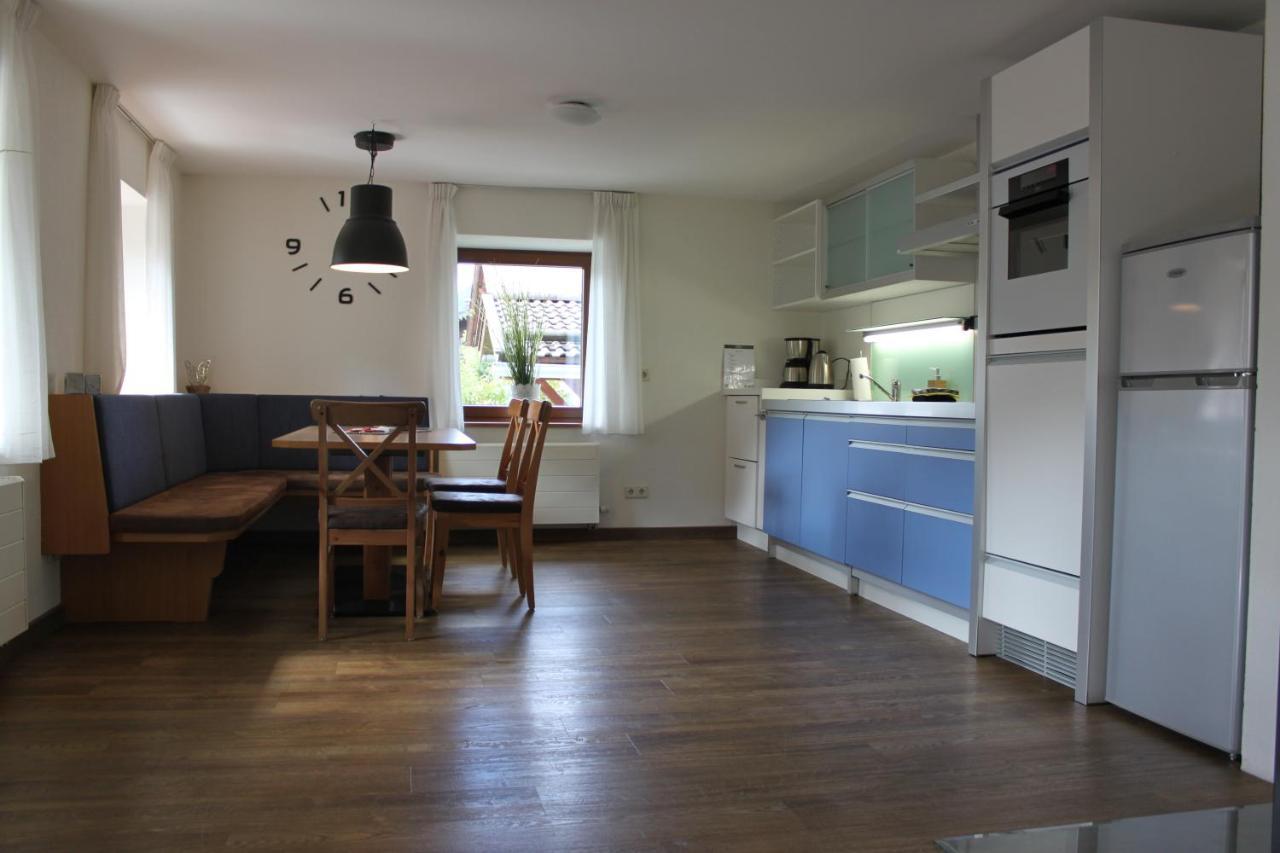 Apartamento Haus Alpenblume Ehrwald Habitación foto