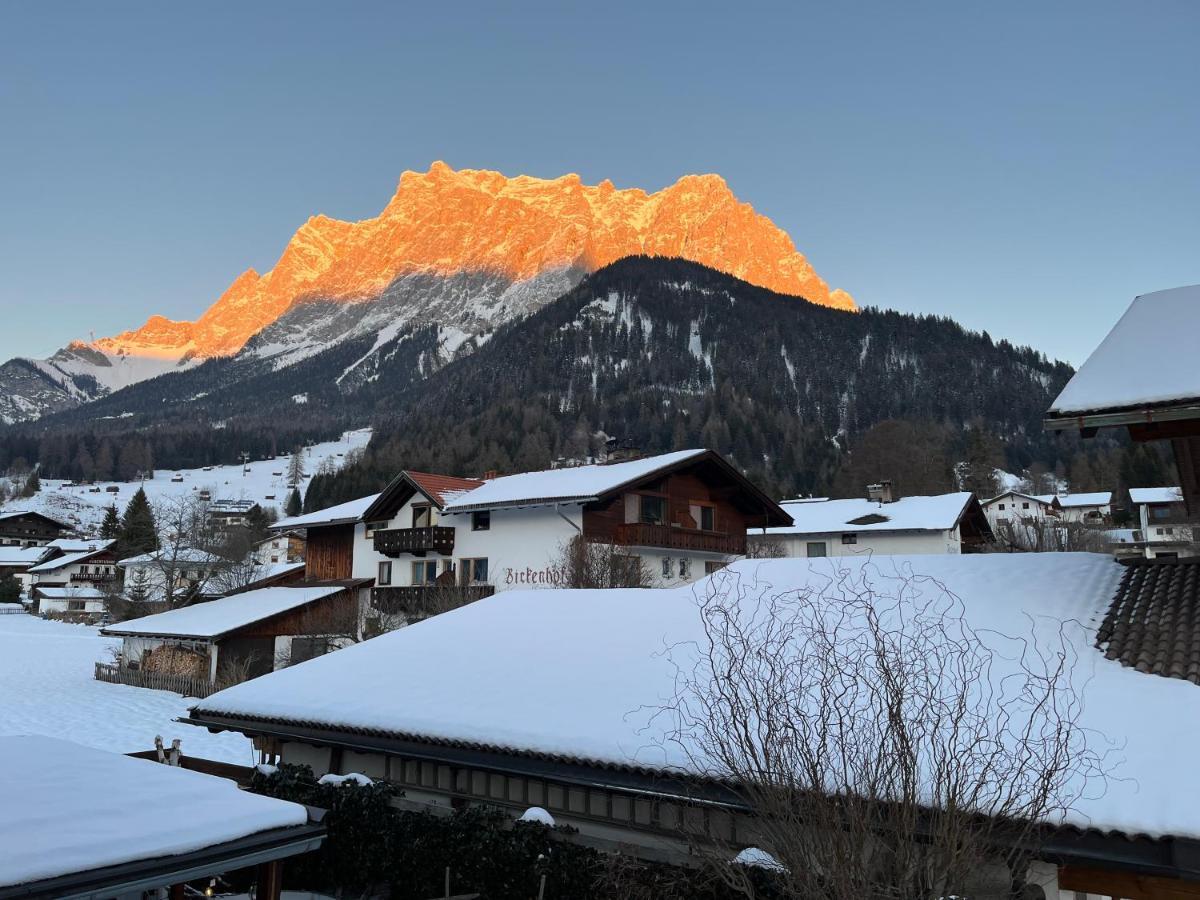Apartamento Haus Alpenblume Ehrwald Exterior foto
