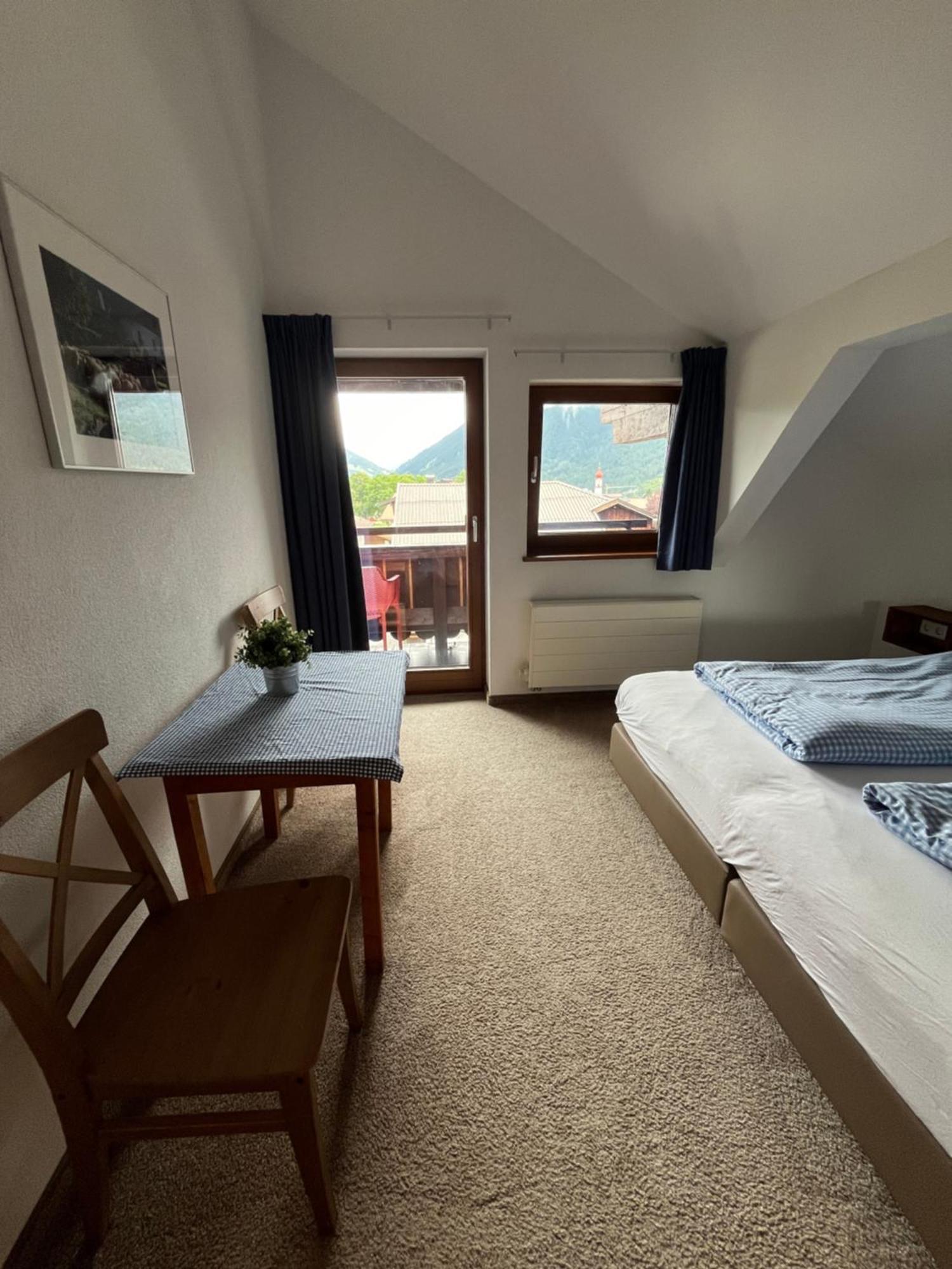 Apartamento Haus Alpenblume Ehrwald Exterior foto